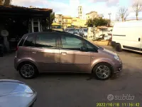 Usata Lancia Musa 95 CV (69 kW) 2008 Grigio Monovolume