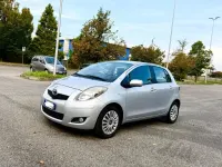 Usata Toyota Auris Active 99 CV (72 kW) 2011 Argento Utilitaria