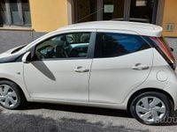 Usata Toyota Aygo X-cite 69 CV (50 kW) 2017 Bianco Utilitaria