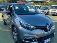 Usata Renault Captur Life 90 CV (66 kW) 2016 Grigio SUV