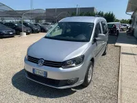 Usata VW Caddy Maxi Comfortline 102 CV (75 kW) 2011 Grigio Monovolume