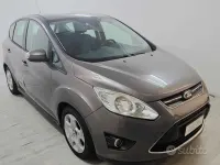 Käytetty Ford C-MAX Titanium 101 HP (74 kW) 2014 Harmaa Tila-auto