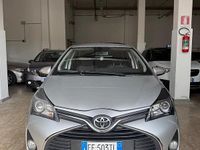Usata Toyota Yaris 69 CV (50 kW) 2016 Grigio Berlina