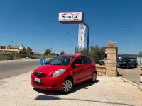 Usata Toyota Yaris Luna 87 CV (63 kW) 2006 Rosso Berlina