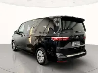 Usata VW Multivan 150 CV (110 kW) 2023 2t deep black perlato Monovolume
