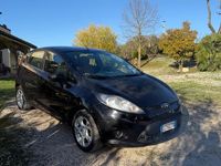 Usata Ford Fiesta Titanium 70 CV (51 kW) 2011 Nero Utilitaria