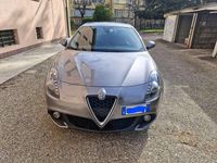 Usata Alfa Romeo Giulietta Distinctive 120 CV (88 kW) 2016 Grigio Berlina