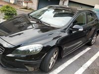 Usata Volvo V40 120 CV (88 kW) 2016 Nero Berlina