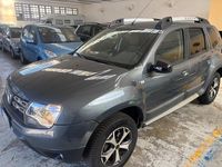 Usata Dacia Duster Lauréate 110 CV (80 kW) 2017 Grigio SUV