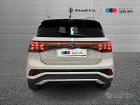 Usata VW T-Cross R-line 116 CV (85 kW) 2024 Grigio SUV