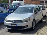 Usado VW Golf VI Highline 140 CV (102 kW) 2010 Plateado Utilitario