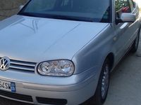 Usata VW Golf IV 105 CV (77 kW) 2000 Grigio Cabrio
