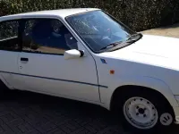 Usata Peugeot 205 101 CV (74 kW) 1989 Bianco Berlina