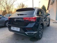 Usata VW T-Roc Style 116 CV (85 kW) 2019 Nero SUV