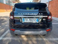 Usata Land Rover Range Rover evoque 150 CV (110 kW) 2019 Nero SUV