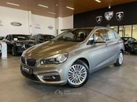 Usata BMW 218 Active Tourer Luxury Line 150 CV (110 kW) 2015 Argento Monovolume