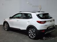 Usata Kia Stonic 116 CV (85 kW) 2018 Bianco SUV