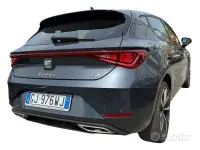 Usata Seat Leon Style 131 CV (96 kW) 2022 Grigio scuro Berlina