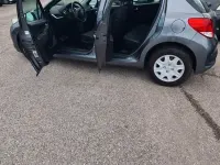 Usata Peugeot 207 73 CV (53 kW) 2011 Grigio Berlina