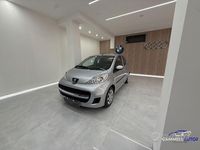 Usata Peugeot 107 68 CV (50 kW) 2009 Grigio Utilitaria