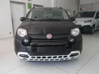 Nuova Fiat Panda Cross Cross 2025 Nero Utilitaria