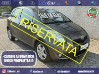 Usata Toyota Yaris Sol 101 CV (74 kW) 2010 Magnetite grey met. Utilitaria