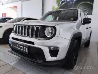 Usata Jeep Renegade Sport 120 CV (88 kW) 2018 Grigio SUV