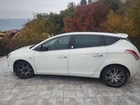 Usata Lancia Delta Gold 120 CV (88 kW) 2014 Bianco Utilitaria