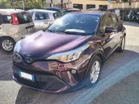 Usata Toyota C-HR Active 98 CV (72 kW) 2023 Marrone SUV