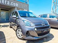 Begagnad Hyundai i10 Comfort 69 HK (50 kW) 2018 Grå Halvkombi