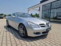 Usata Mercedes SLK200 163 CV (119 kW) 2006 Argento Cabrio