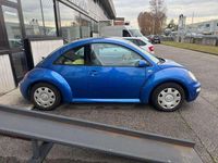 Usata VW Beetle 102 CV (75 kW) 2001 Blu Utilitaria