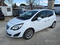 Usata Opel Meriva Cosmo 120 CV (88 kW) 2012 Bianco Monovolume