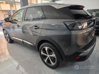 Usata Peugeot 3008 Allure 130 CV (95 kW) 2022 Grigio SUV