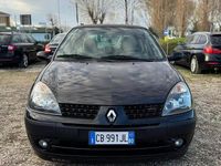 Usata Renault Clio II 75 CV (55 kW) 2002 Nero Berlina