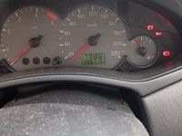 Begagnad Ford Focus 116 HK (85 kW) 2004 Grå Sedan