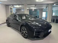 Usata Porsche Panamera 352 CV (258 kW) 2025 Nero Utilitaria