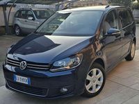 Usata VW Touran Comfortline 105 CV (77 kW) 2014 Blu/azzurro Monovolume