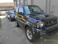 Usata Suzuki Jimny 86 CV (63 kW) 2011 SUV