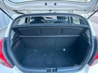 Usata Hyundai i20 75 CV (55 kW) 2013 Bianco Berlina