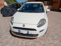 Usata Fiat Grande Punto 75 CV (55 kW) 2012 Bianco Utilitaria