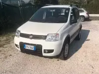 Usado Fiat Panda 4x4 Climbing 75 CV (55 kW) 2012 Blanco Utilitario