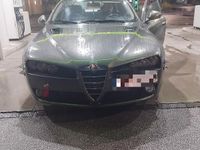 Usata Alfa Romeo 159 150 CV (110 kW) 2010 Marrone Berlina