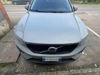 Usata Volvo XC40 129 CV (94 kW) 2024 Grigio SUV