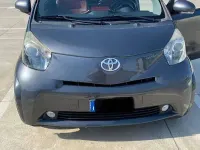 Usata Toyota iQ Executive 101 CV (74 kW) 2012 Nero Utilitaria