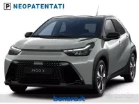 Nuova Toyota Aygo X 92 CV (67 kW) 2026 Verde SUV