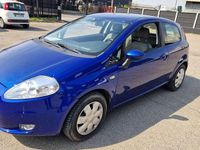 Usata Fiat Grande Punto Dynamic 65 CV (47 kW) 2005 Blu/azzurro Utilitaria