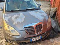 Usata Lancia Ypsilon 2004 Utilitaria