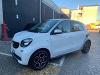 Usata Smart ForFour Electric Drive Passion 41 kW (56 CV) 2018 Bianco Utilitaria