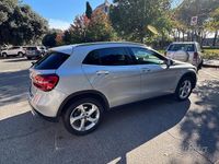 Usata Mercedes GLA200 136 CV (100 kW) 2018 Grigio SUV